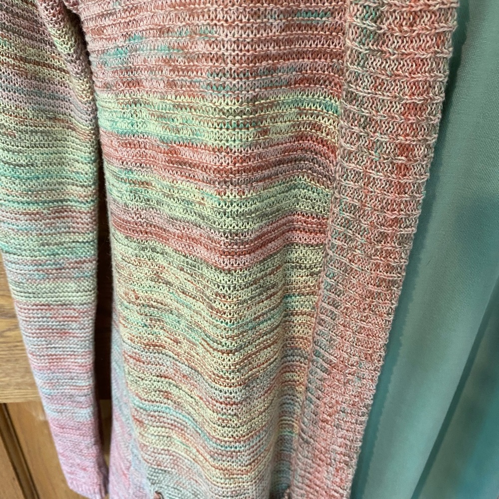 Cardigan - Picture 3 of 4